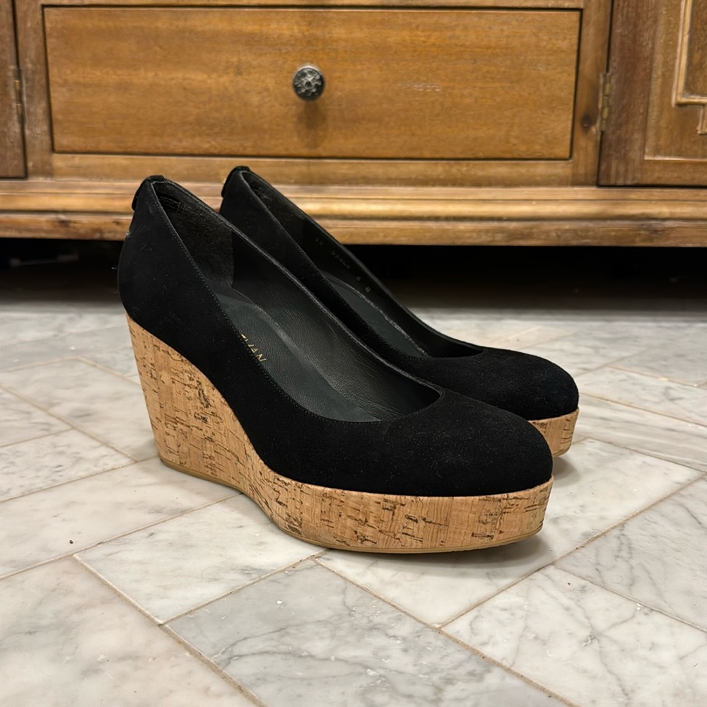 Stuart Weitzman Corkswoon Black 8M Wedge Pump